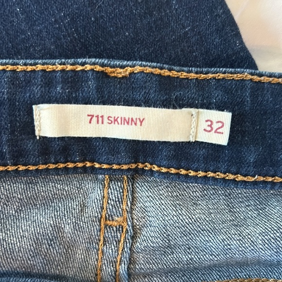 Levi Strauss 711 Skinny jeans W32 L26 - Picture 4 of 5